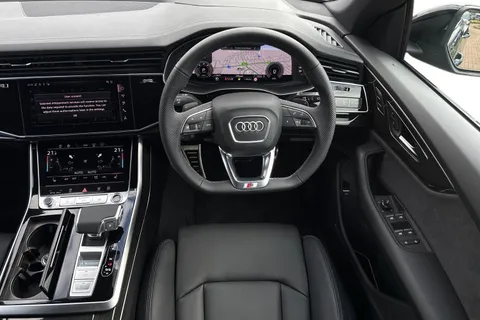  Audi Q8 3.0 TDI V6 Black Edition Tiptronic quattro Euro 6 (s/s) 5dr Thumbnail #18