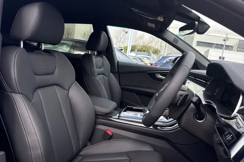  Audi Q8 3.0 TDI V6 Black Edition Tiptronic quattro Euro 6 (s/s) 5dr Thumbnail #45