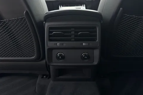  Audi Q8 3.0 TDI V6 Black Edition Tiptronic quattro Euro 6 (s/s) 5dr Thumbnail #55