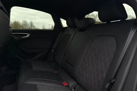  Audi A5 2.0 TDI Edition 1 Saloon S Tronic Euro 6 (s/s) 5dr Thumbnail #19