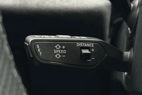  Audi A5 2.0 TDI Edition 1 Saloon S Tronic Euro 6 (s/s) 5dr Thumbnail #38