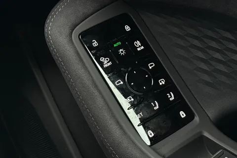  Audi A5 2.0 TDI Edition 1 Saloon S Tronic Euro 6 (s/s) 5dr Thumbnail #39