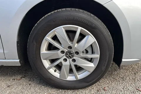 PF74FXE Volkswagen Caddy Maxi 2.0 TDI Life 5dr Thumbnail #9