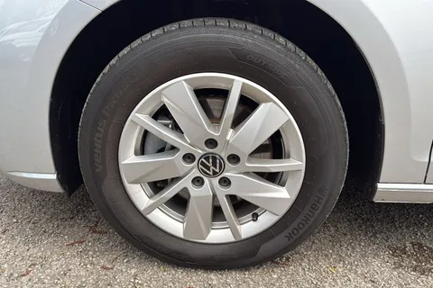 PF74FXE Volkswagen Caddy Maxi 2.0 TDI Life 5dr Thumbnail #12