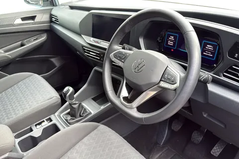 PF74FXE Volkswagen Caddy Maxi 2.0 TDI Life 5dr Thumbnail #13