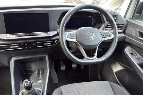 PF74FXE Volkswagen Caddy Maxi 2.0 TDI Life 5dr Thumbnail #17