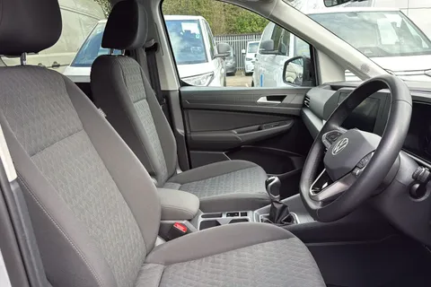 PF74FXE Volkswagen Caddy Maxi 2.0 TDI Life 5dr Thumbnail #23