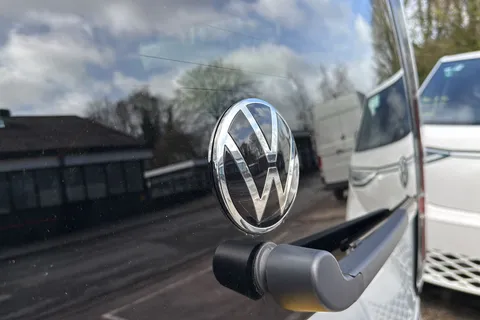 PF74FXE Volkswagen Caddy Maxi 2.0 TDI Life 5dr Thumbnail #31