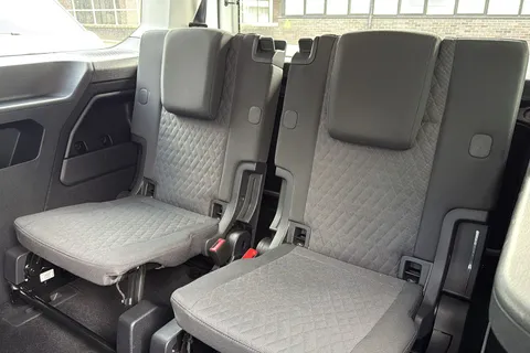 PF74FXE Volkswagen Caddy Maxi 2.0 TDI Life 5dr Thumbnail #36