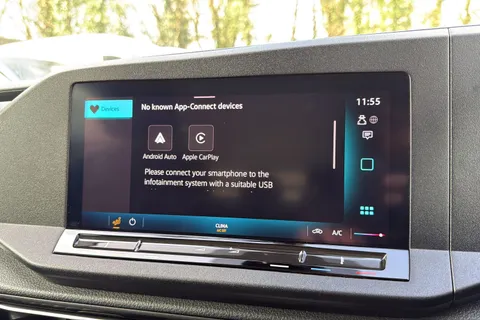 PF74FXE Volkswagen Caddy Maxi 2.0 TDI Life 5dr Thumbnail #47