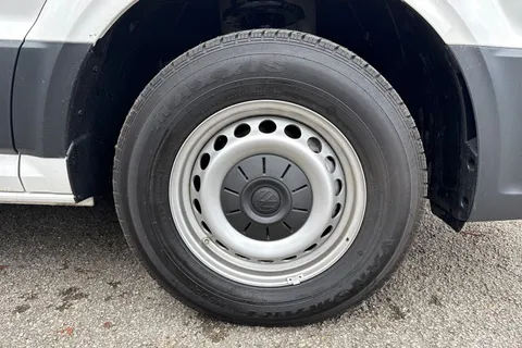 9 of 49 for Volkswagen Campervan 2.0 TDI 140PS Commerce Plus High Roof Van