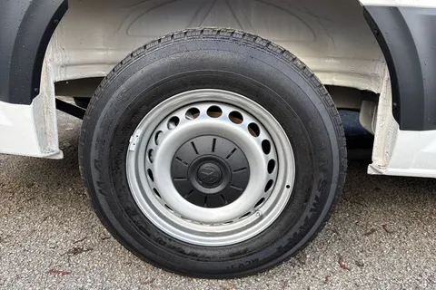 10 of 54 for Volkswagen Campervan 2.0 TDI 140PS Commerce High Roof Van