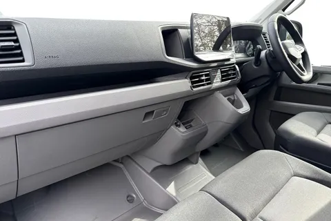 14 of 44 for Volkswagen Campervan 2.0 TDI 177PS Commerce Plus High Roof Van Auto