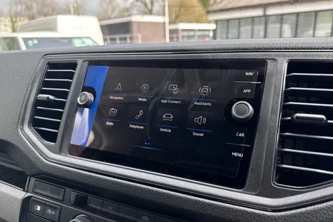 16 of 49 for Volkswagen Campervan 2.0 TDI 140PS Commerce Plus High Roof Van