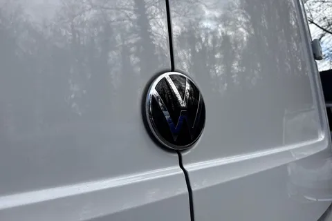 27 of 54 for Volkswagen Campervan 2.0 TDI 140PS Commerce High Roof Van