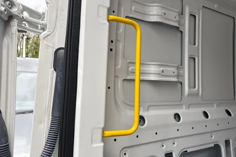 30 of 49 for Volkswagen Campervan 2.0 TDI 140PS Commerce Plus High Roof Van