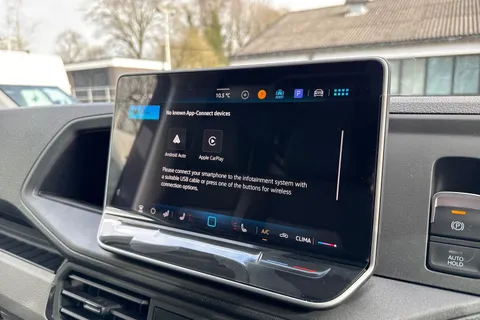 34 of 44 for Volkswagen Campervan 2.0 TDI 177PS Commerce Plus High Roof Van Auto