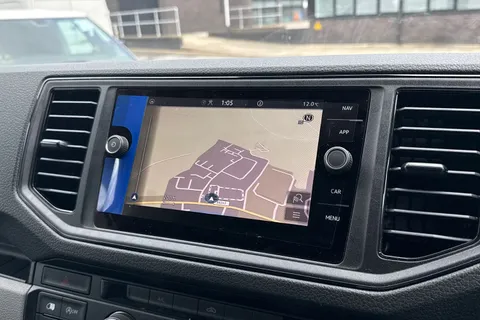 38 of 49 for Volkswagen Campervan 2.0 TDI 140PS Commerce Plus High Roof Van