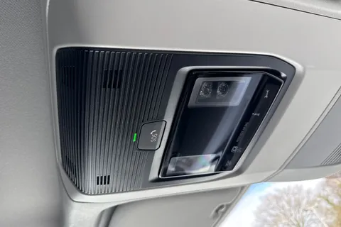 40 of 44 for Volkswagen Campervan 2.0 TDI 177PS Commerce Plus High Roof Van Auto