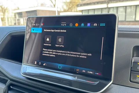 46 of 54 for Volkswagen Campervan 2.0 TDI 140PS Commerce High Roof Van