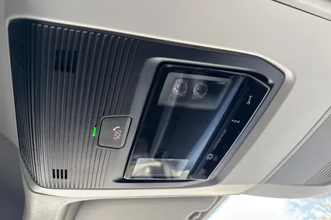 50 of 54 for Volkswagen Campervan 2.0 TDI 140PS Commerce High Roof Van