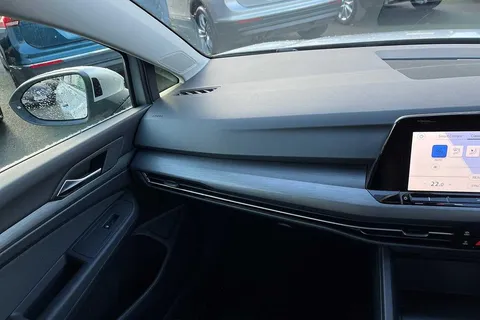 DA21WGD Volkswagen Golf MK8 Hatchback 5-Dr 1.5 TSI (130ps) Style EVO Thumbnail #15