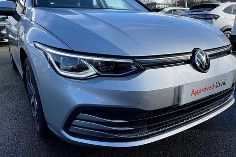 DA21WGD Volkswagen Golf MK8 Hatchback 5-Dr 1.5 TSI (130ps) Style EVO Thumbnail #17