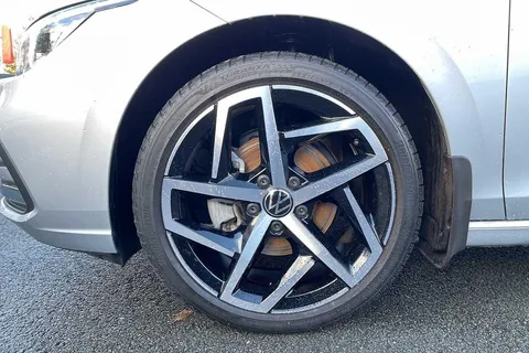 DA21WGD Volkswagen Golf MK8 Hatchback 5-Dr 1.5 TSI (130ps) Style EVO Thumbnail #23