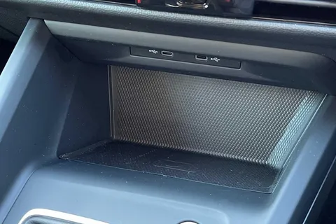 DA21WGD Volkswagen Golf MK8 Hatchback 5-Dr 1.5 TSI (130ps) Style EVO Thumbnail #42