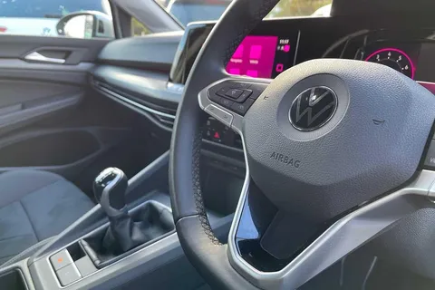 DA21WGD Volkswagen Golf MK8 Hatchback 5-Dr 1.5 TSI (130ps) Style EVO Thumbnail #47