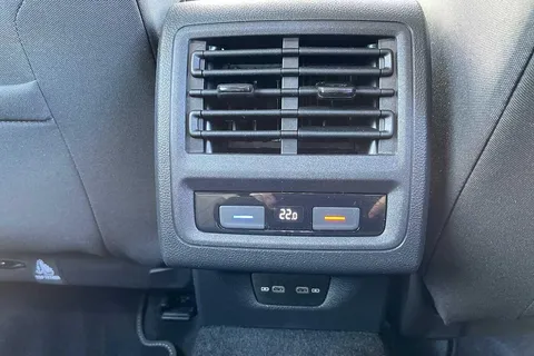 DA21WGD Volkswagen Golf MK8 Hatchback 5-Dr 1.5 TSI (130ps) Style EVO Thumbnail #49