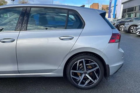 DA21WGD Volkswagen Golf MK8 Hatchback 5-Dr 1.5 TSI (130ps) Style EVO Thumbnail #54