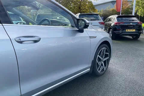 DA21WGD Volkswagen Golf MK8 Hatchback 5-Dr 1.5 TSI (130ps) Style EVO Thumbnail #61