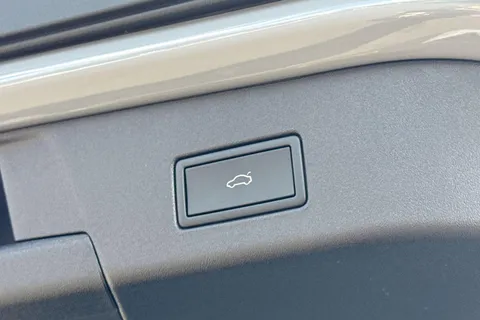 26 of 50 for VOLKSWAGEN ID.5 128kW Max Pro 77kWh 5dr Auto