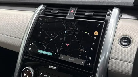 KK24GYV Land Rover Discovery 3.0 D350 Dynamic HSE 5dr Thumbnail #12