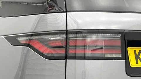 KK24GYV Land Rover Discovery 3.0 D350 Dynamic HSE 5dr Thumbnail #19