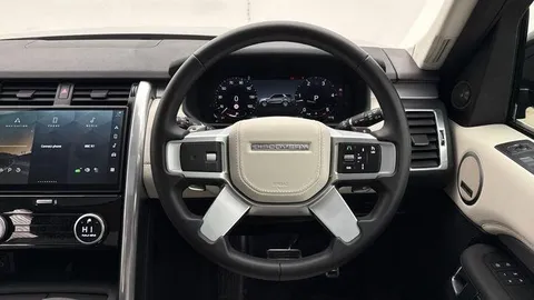 KM74FLV Land Rover Discovery 3.0 D350 Dynamic HSE 5dr Thumbnail #16