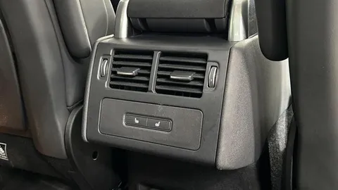 KM74FLV Land Rover Discovery 3.0 D350 Dynamic HSE 5dr Thumbnail #18