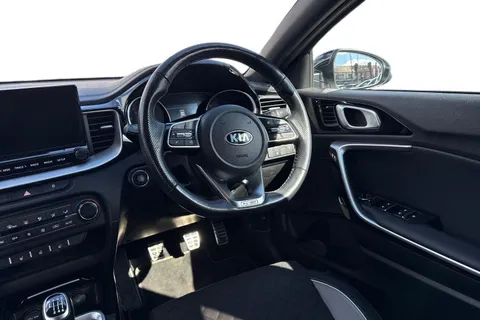 DY20UHA Kia Proceed 1.4 T-GDi GT-Line Shooting Brake Euro 6 (s/s) 5dr Thumbnail #14