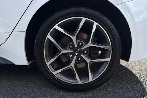 DY20UHA Kia Proceed 1.4 T-GDi GT-Line Shooting Brake Euro 6 (s/s) 5dr Thumbnail #24