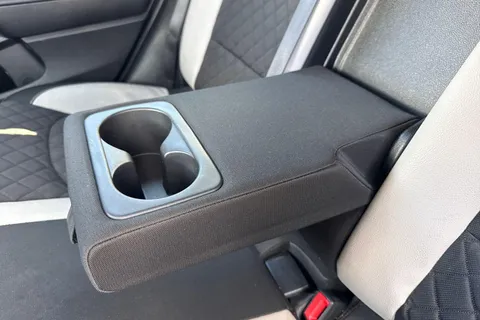 DY20UHA Kia Proceed 1.4 T-GDi GT-Line Shooting Brake Euro 6 (s/s) 5dr Thumbnail #26