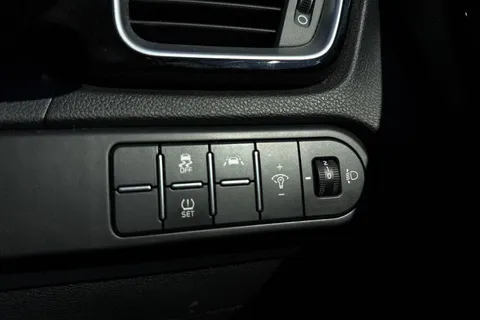 DY20UHA Kia Proceed 1.4 T-GDi GT-Line Shooting Brake Euro 6 (s/s) 5dr Thumbnail #35