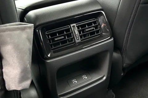 MV75AEF Honda CR-V 2.0 eHEV Advance 5dr eCVT Thumbnail #36