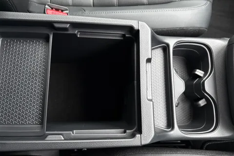 MV75AEF Honda CR-V 2.0 eHEV Advance 5dr eCVT Thumbnail #44