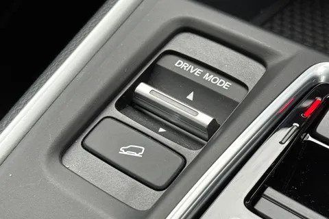 MV75AEF Honda CR-V 2.0 eHEV Advance 5dr eCVT Thumbnail #45