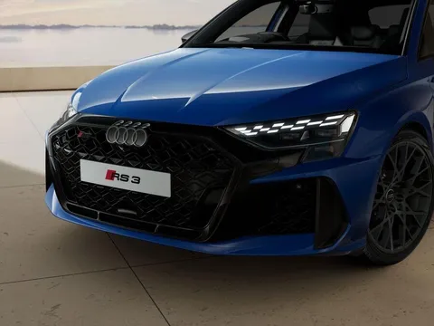  Audi RS 3 2.5 TFSI Carbon Vorsprung Sportback S Tronic quattro Euro 6 (s/s) 5dr Thumbnail #2