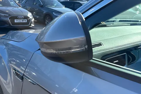 26 of 49 for Volkswagen T-Roc 2.0 TDI 150 EVO R-Line 5dr DSG **REVERSING CAMERA**