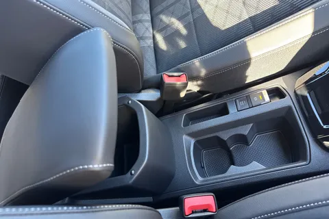 40 of 49 for Volkswagen T-Roc 2.0 TDI 150 EVO R-Line 5dr DSG **REVERSING CAMERA**