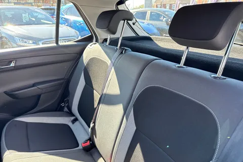 DE67DHX Škoda Fabia 1.0 TSI Colour Edition Euro 6 (s/s) 5dr Thumbnail #13