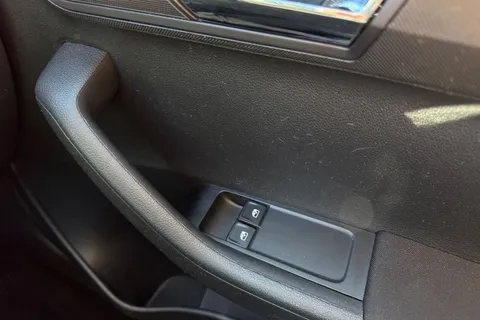 DE67DHX Škoda Fabia 1.0 TSI Colour Edition Euro 6 (s/s) 5dr Thumbnail #17